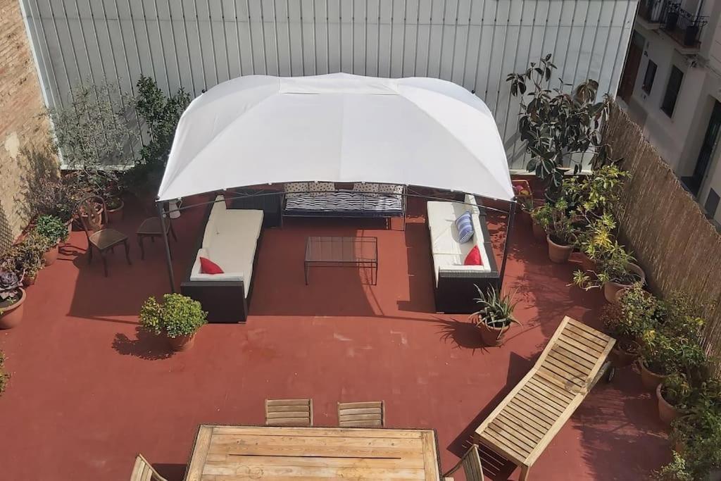 Small Room In Sants With Huge Terrace Barcelona Luaran gambar